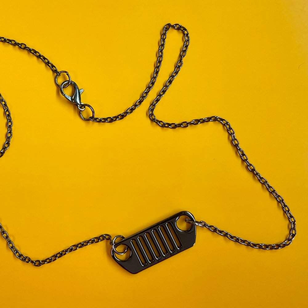 NEW 16" Off-road Grill NECKLACE for the 4x4 Off-Road Enthusiasts! Unique & Fun!